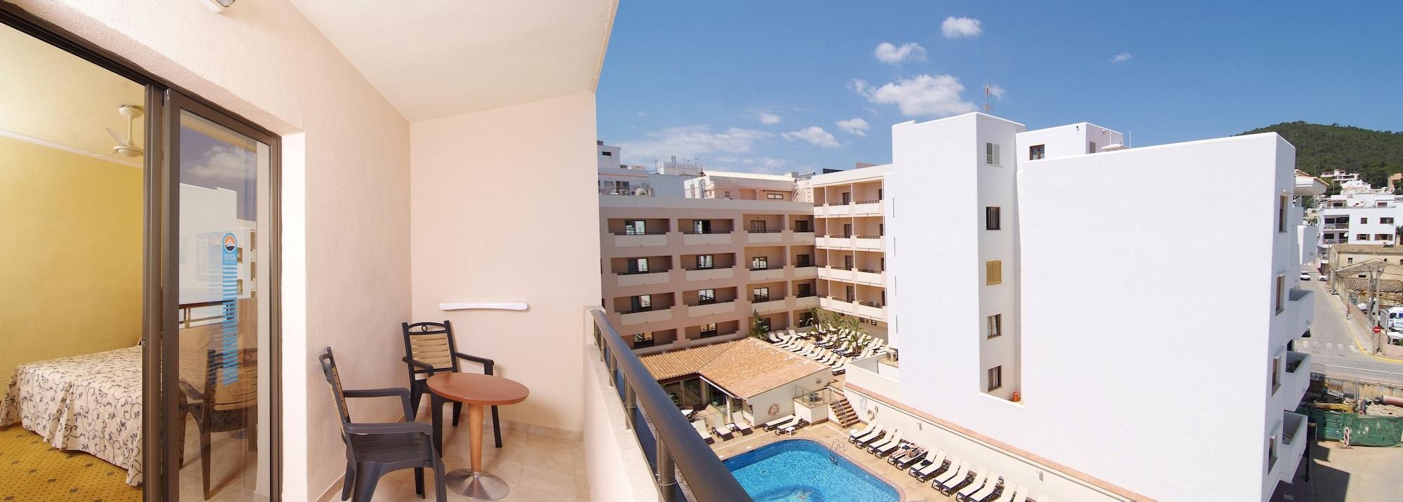 Hotel Invisa La Cala Santa Eularia des Riu