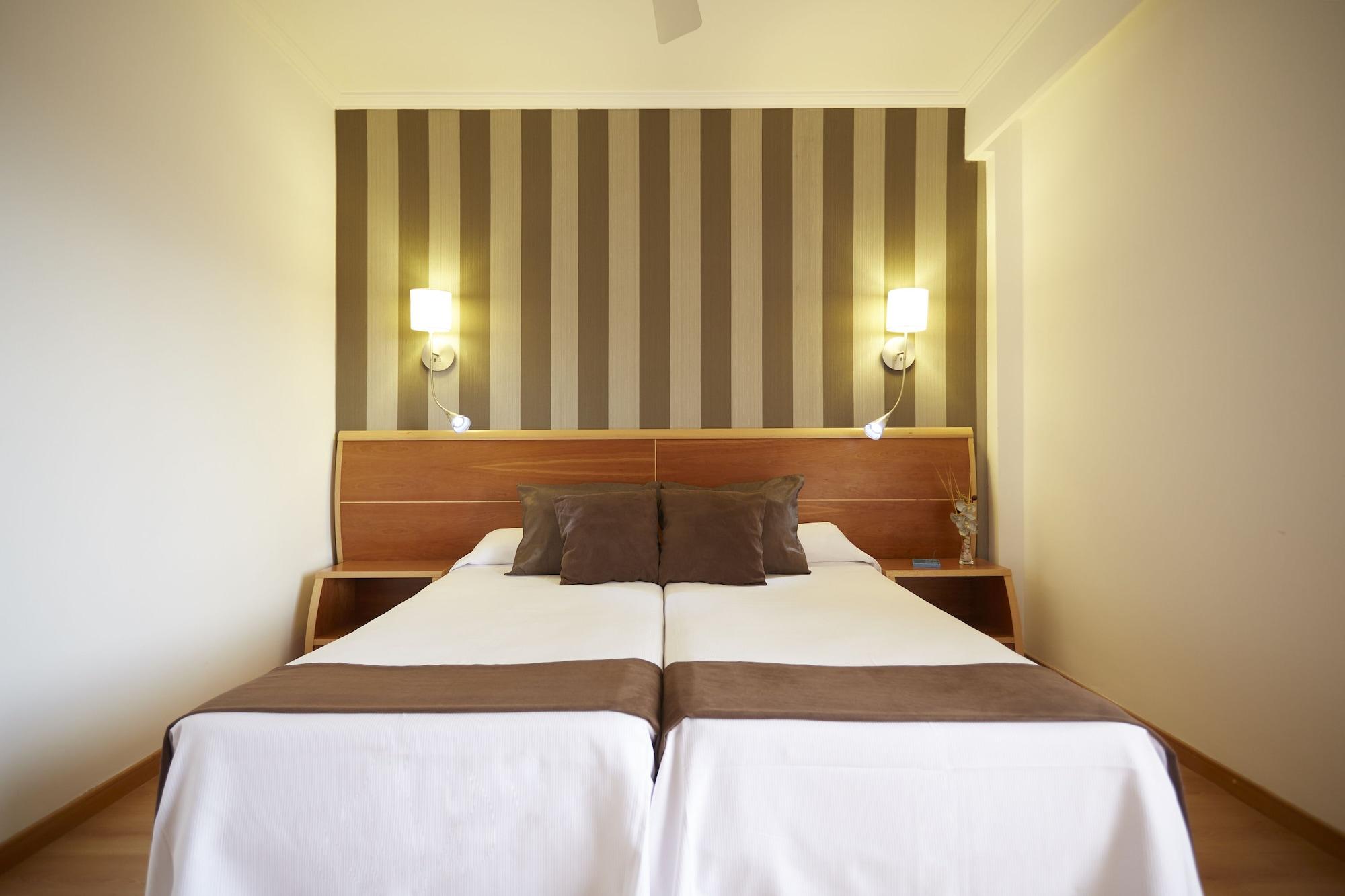 Invisa La Cala Hotel Santa Eularia des Riu