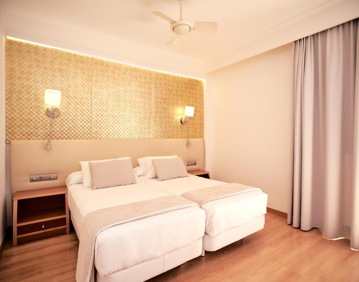 Hotel Invisa La Cala 4*