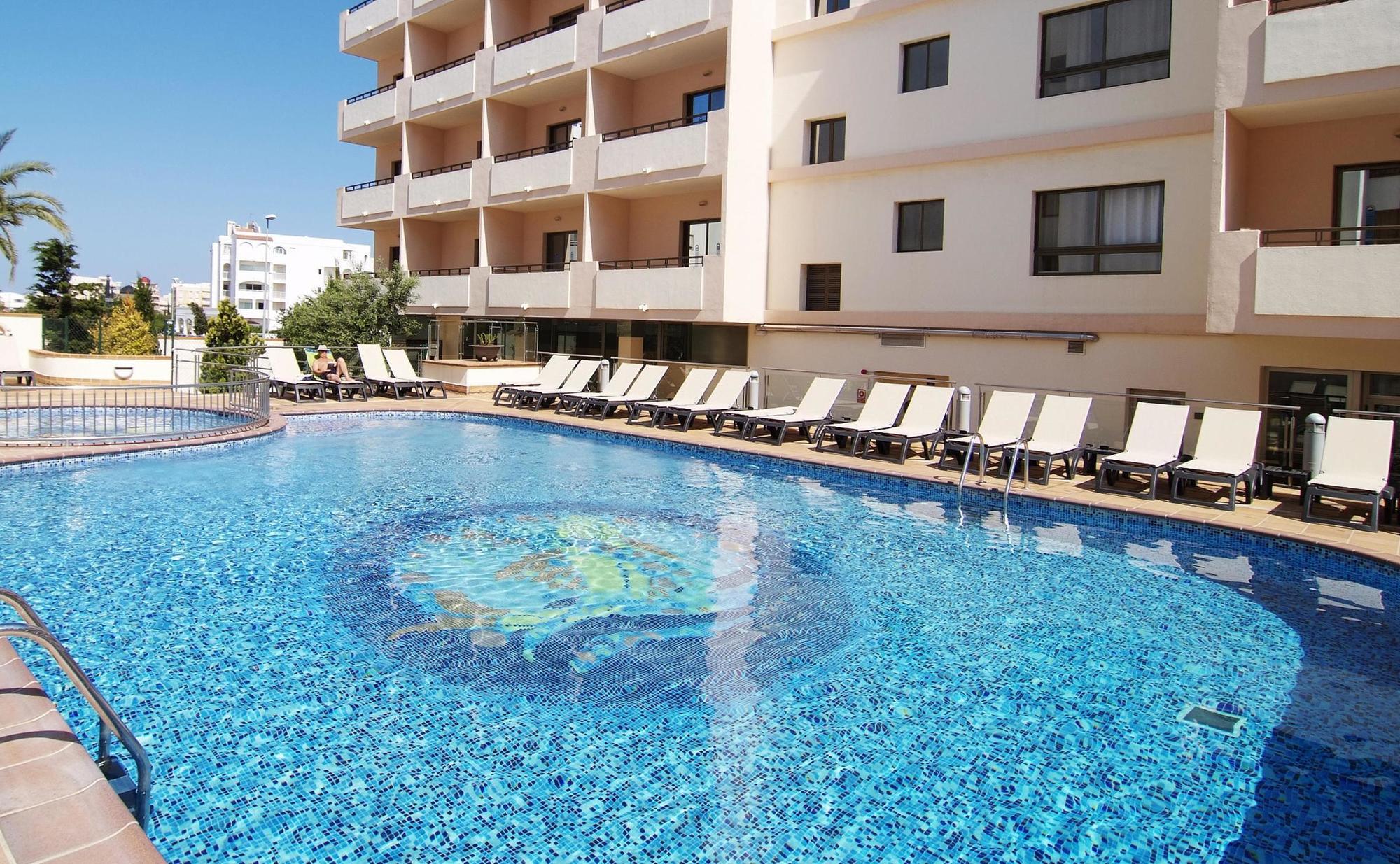 Invisa La Cala Hotel 4*